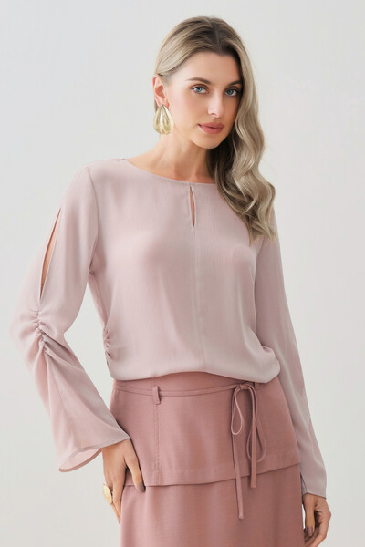 Foto Blusa de Chiffon Yoryu Decote Gota Manga Longa Evasé Cut Out Franzida