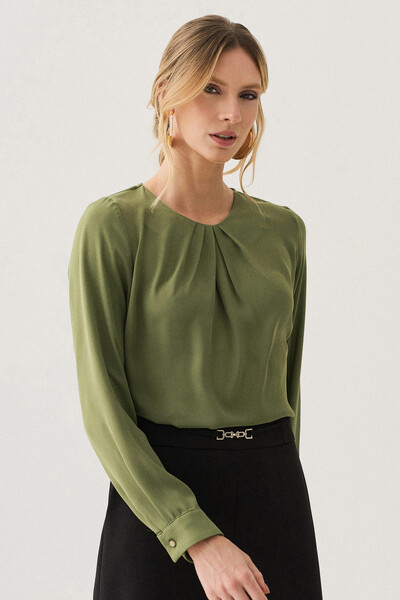 Foto Blusa Manga Longa Punho Decote Pregas