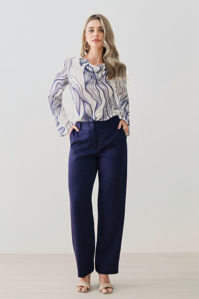 FotoBlusa Abstrata Manga Longa Flare Decote Drapeado