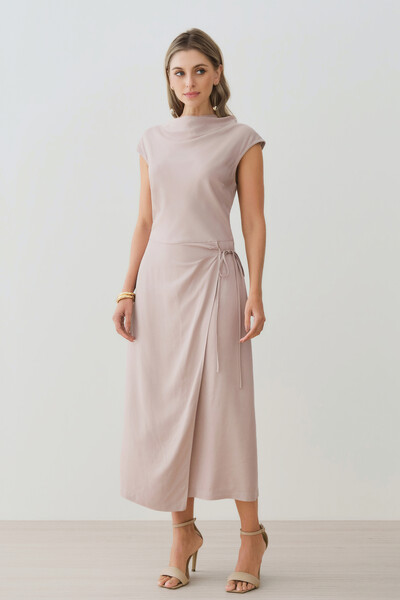 Foto Vestido Midi Regata Transpassado Gola Drapeada Laço Lateral Drapeada