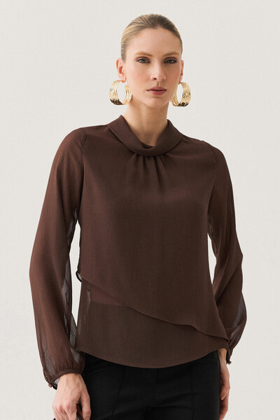 Foto Blusa Dupla Transpassada Assimétrica de Chiffon Yoryu Manga Longa Gola Dobrada