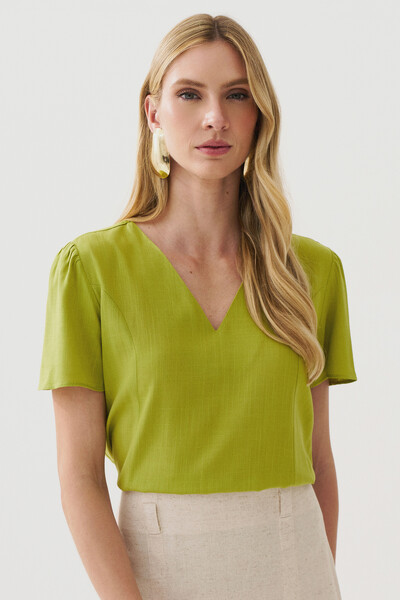 Foto Blusa Decote V Recortes Laterais