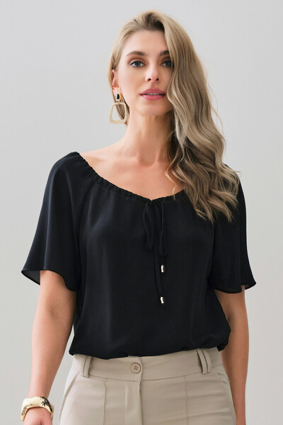 Foto Blusa Manga Raglan Decote Canoa Laço Puxante Ponteira Gold