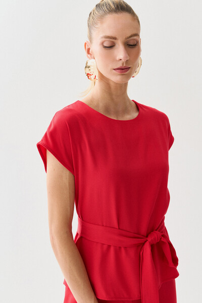 FotoConjunto de Blusa Manga Morcego Cinto e Calça Reta