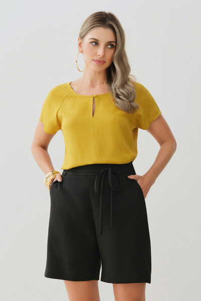 FotoBlusa Manga Raglan Decote Gota Mini Botão Forrado