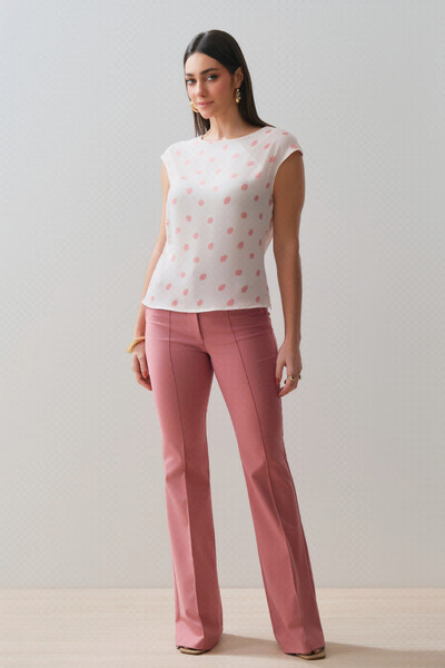 Foto Blusa Assimétrica Poa Sobreposta Lateral Direita Franzida