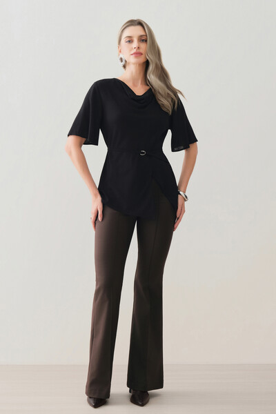 Foto Blusa Assimétrica Manga Evasê Decote Drapeado Cinto Fino