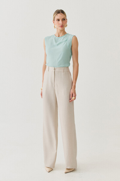 Foto Pantalona Slim Risca de Giz Botão Forrado