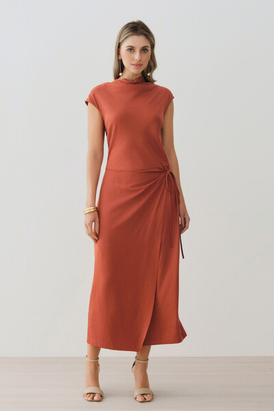 Foto Vestido Midi Regata Transpassado Gola Drapeada Laço Lateral Drapeada