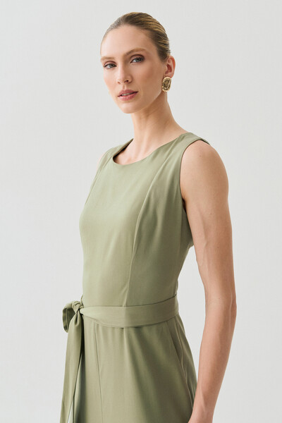 FotoMacacão Regata Recorte Cenoura Cinto