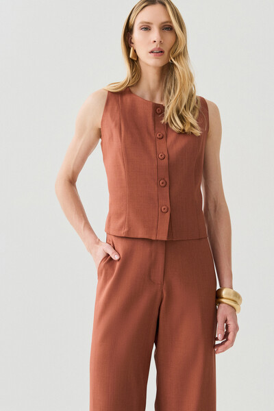 FotoConjunto de Alfaitaria Colete e Calça Reta Botões Forrados