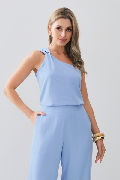 FotoConjunto de Blusa Regata Assimétrica Um Ombro Só Torcido e Calça Reta