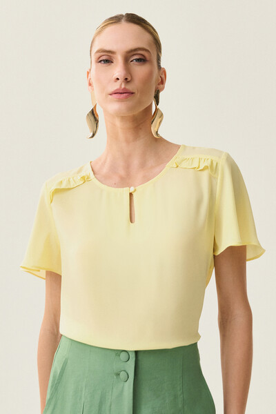 Foto Blusa Decote Gota Vazado Mini Botão Ombro Babadinho