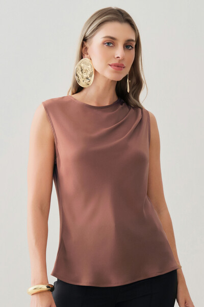 Foto Blusa Regata Assimétrica Ombro Esquero Drapeado Pregas