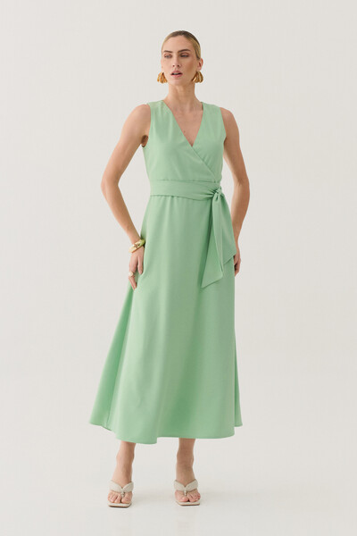 FotoVestido Midi Regata Transpassado de Alfaiataria Cinto
