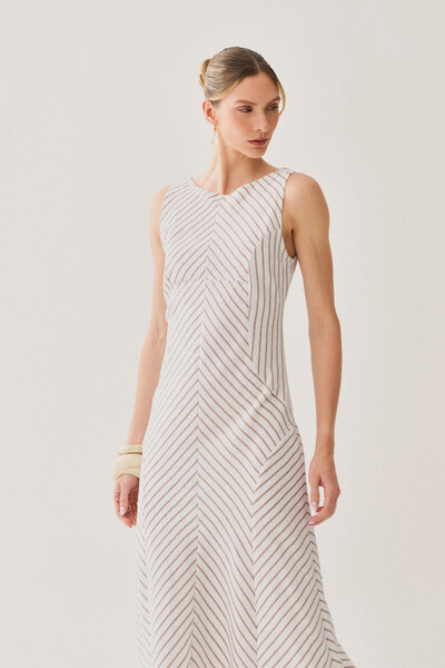Foto Vestido Midi Regata Listrado Recortes