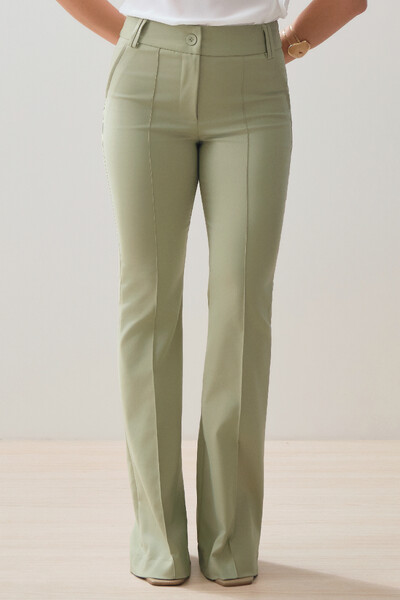 Foto Calça Flare Double