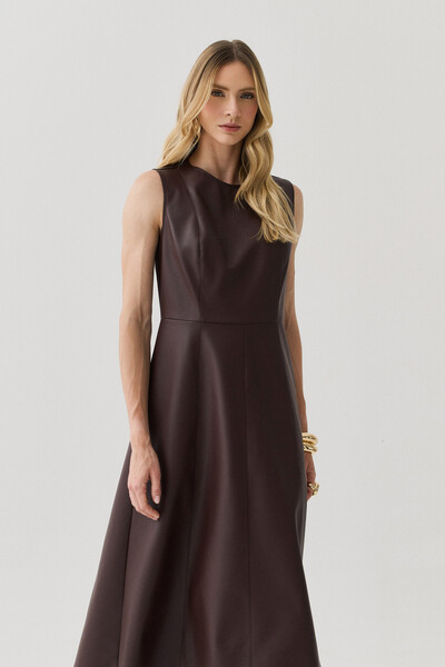 Foto Vestido Midi Evasê Regata de Couro Recortes