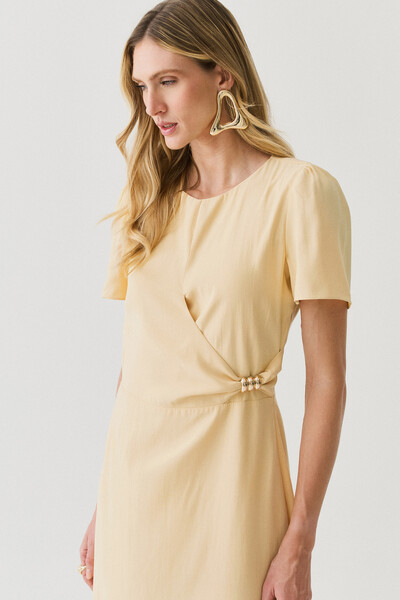Foto Vestido Midi Leve Transpasse Gold
