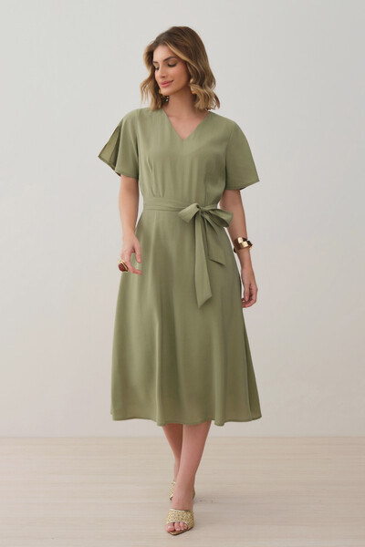 Foto Vestido Midi Evasê Manga Abertura Decote V Cinto