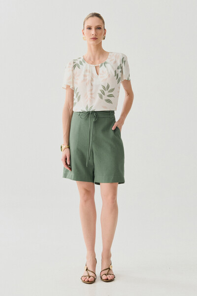 FotoBlusa Folhagem Manga Evasê Decote Vazado