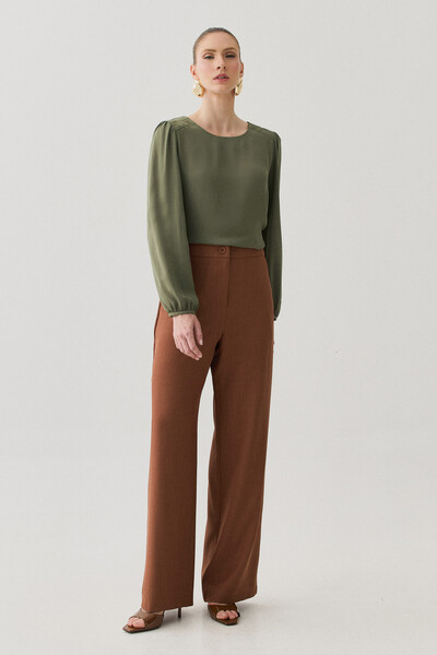 Foto Pantalona Slim de Alfaiataria Bolso Faca Discreta