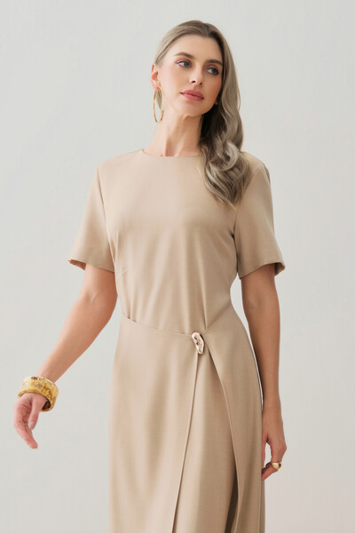 Foto Vestido Midi de Alfaiataria Assimétrico Transpassado Pregas Gold