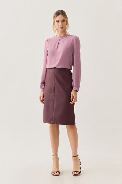 FotoBlusa Manga Longa Punho Gola Baixa Vazada Gota