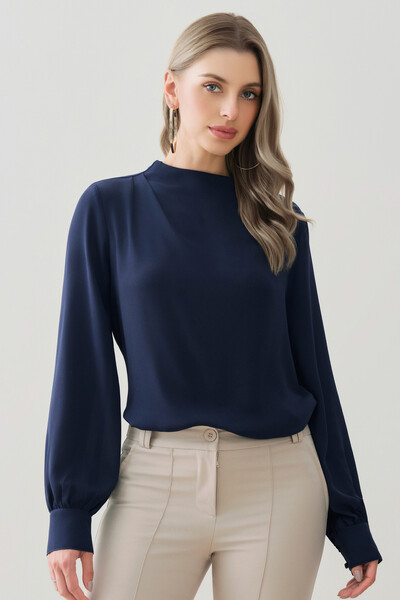 Foto Blusa Assimétrica Manga Longa Punho Double Gola Careca Baixa Ombro Direito Pregas Double