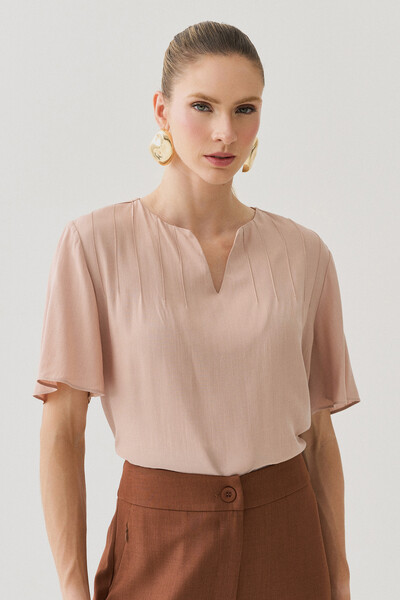 Foto Blusa Manga Evasê Decote Cavado Nervuras