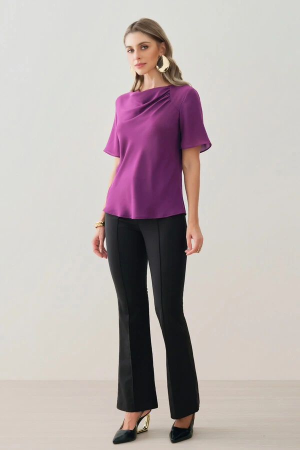 Blusa Assimétrica Manga Evasê Decote Drapeado Ombro Recorte Franzidos