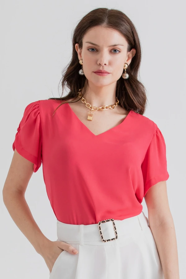 Blusa manga aberta botão forrado