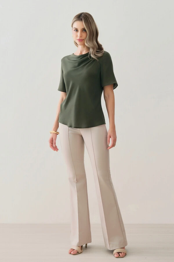 Blusa Assimétrica Manga Evasê Decote Drapeado Ombro Recorte Franzidos