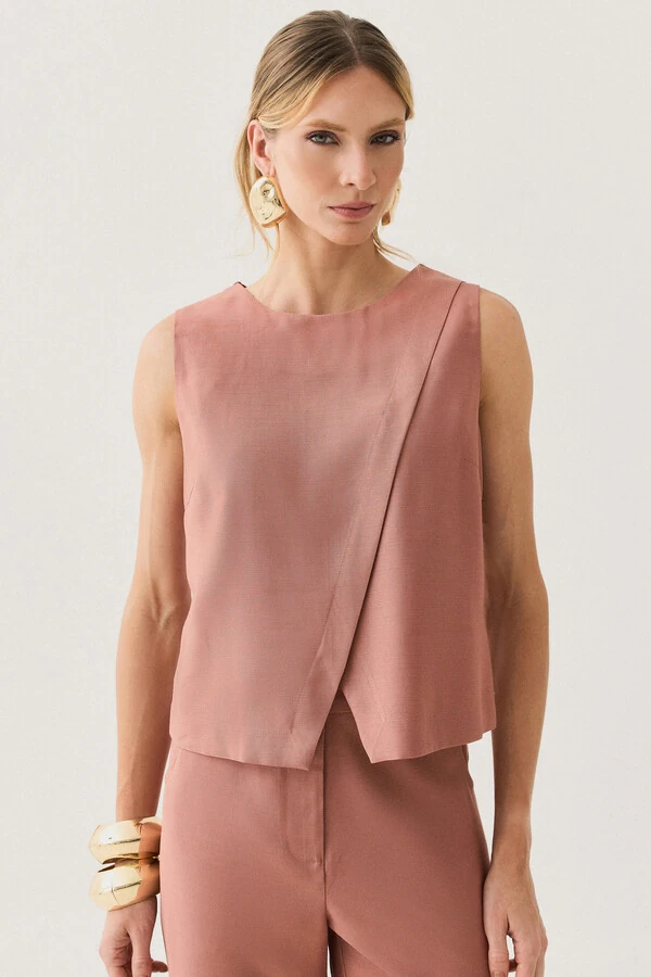 Conjuntode Alfaiataria de Regata Crop Transpassada e Calça Reta