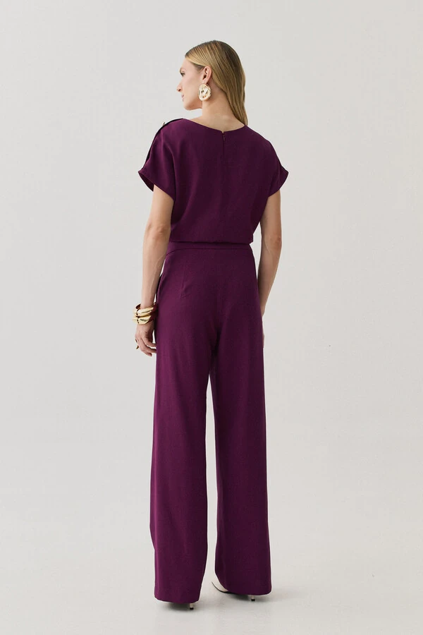 Conjunto de Blusa Assimétrica Manga Morcego Gold Triple e Calça Reta Nervura