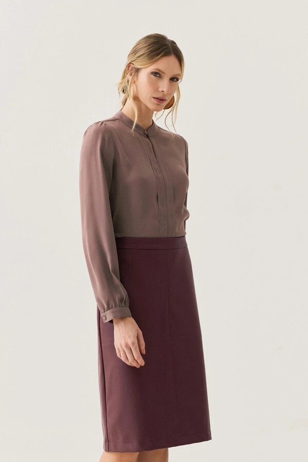 Blusa Manga Longa Punho Gola Baixa Mini Botão Forrado Pregas