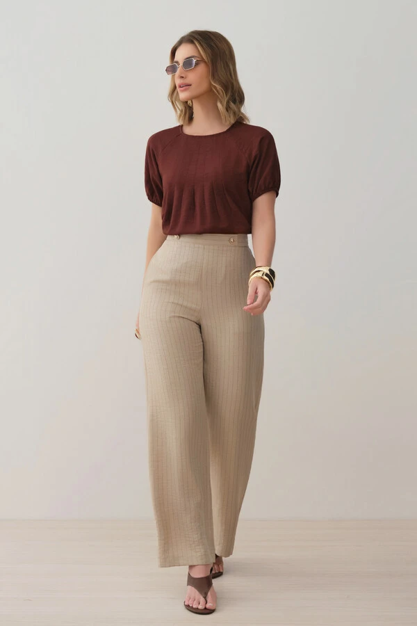 Pantalona Slim Risca de Giz Botões Gold