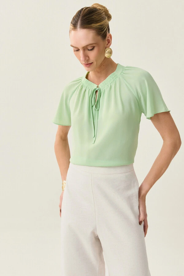 Blusa Manga Raglan Decote Lastex Laço