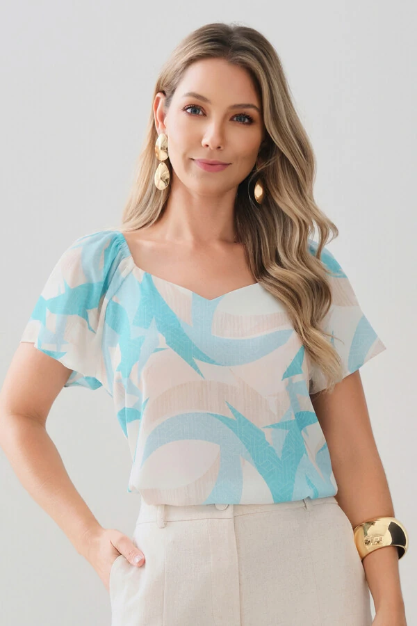 Blusa Abstrata Manga Raglan Decote Coração Ombro Elástico
