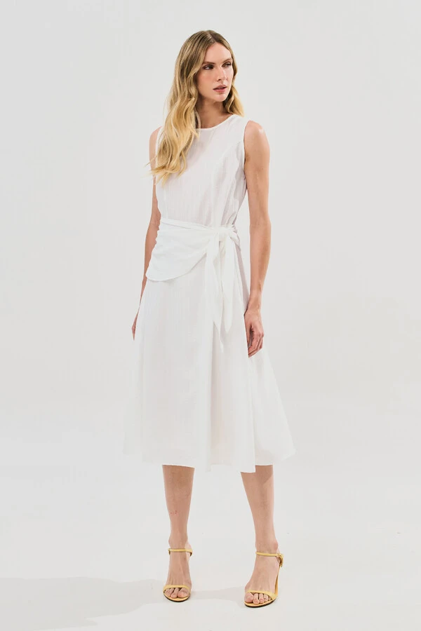 Vestido Midi Regata de Textrua Listrada Cintura Faixa Franzida