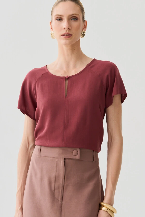 Blusa Manga Raglan Decote Gota Mini Botão Forrado
