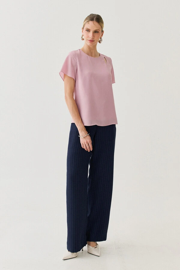 Blusa Assimétrica Dupla Ombro Cut Out