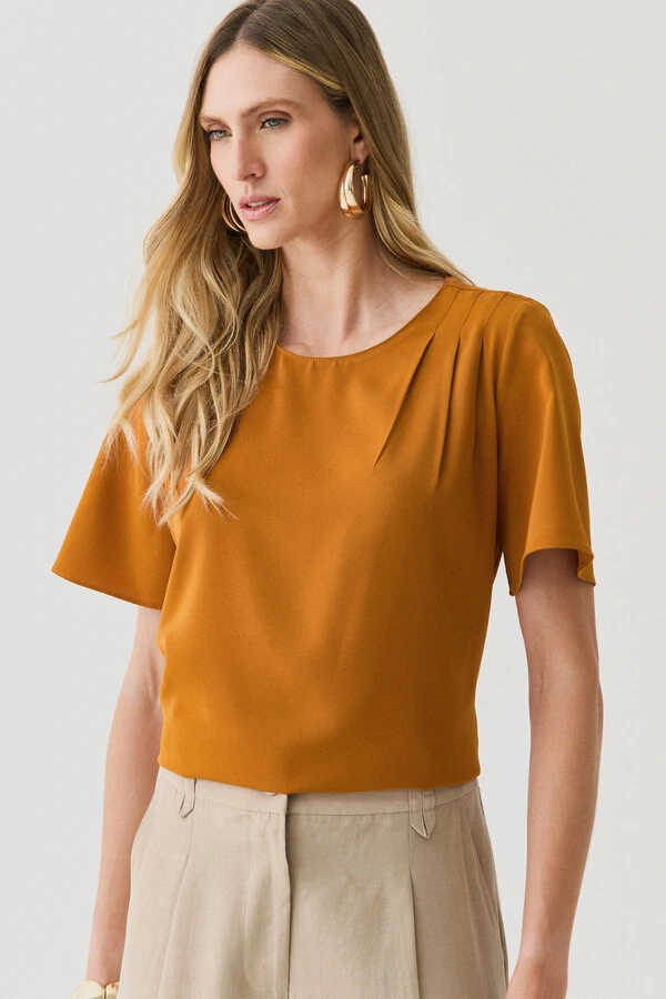 Blusa Assimétrica Pregas Ombro Esquerdo