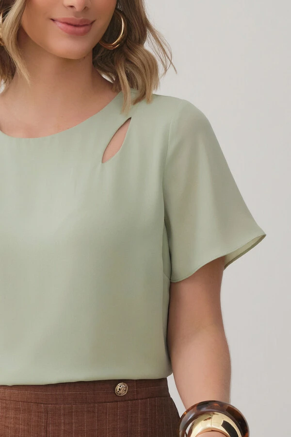 Blusa Assimétrica Dupla Ombro Cut Out