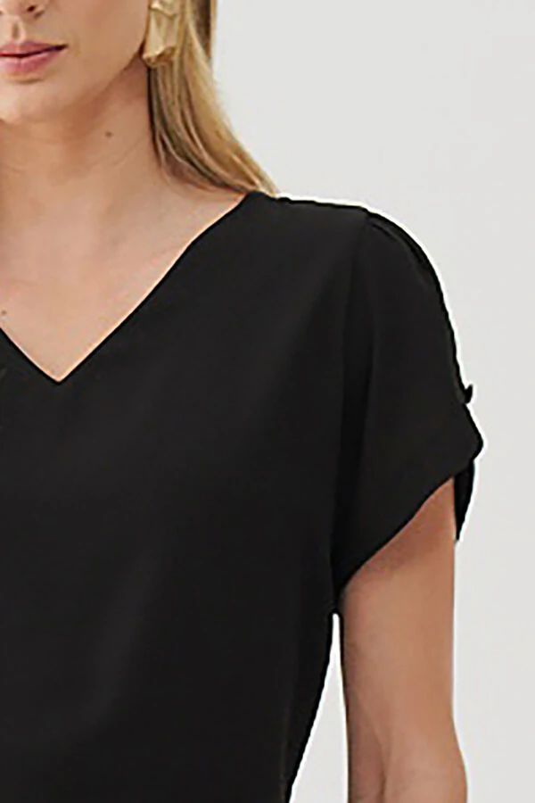 BLUSA MANGA ABERTA BOTÃO FORRADO