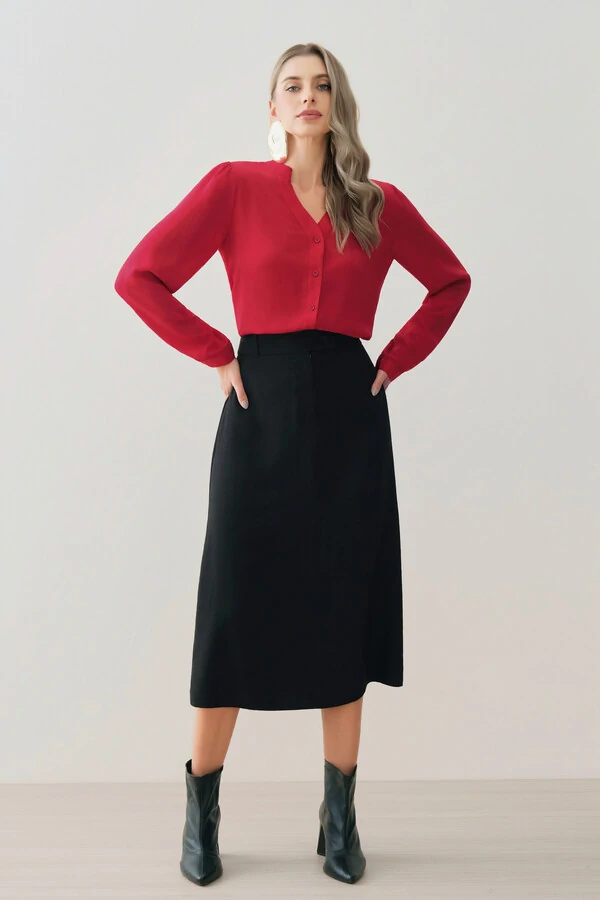 Camisa Manga Longa Punho Gola Baixa Decote v