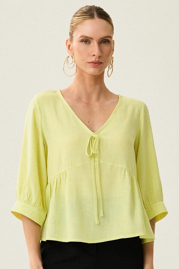 Blusa Manga 3/4 Punho Decote V Laço Recorte Busto