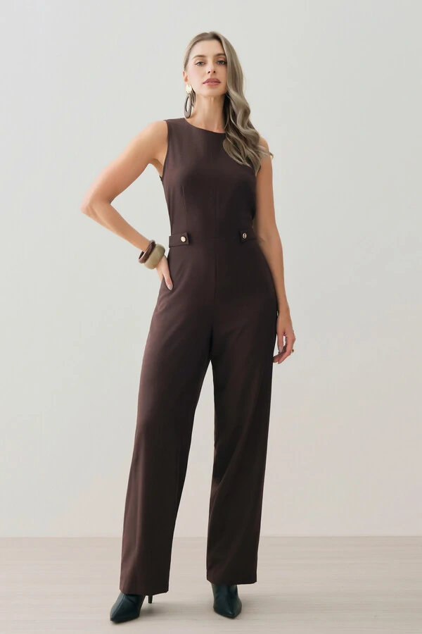 Macacão Regata de Alfaitaria Cintura Martingale Gold