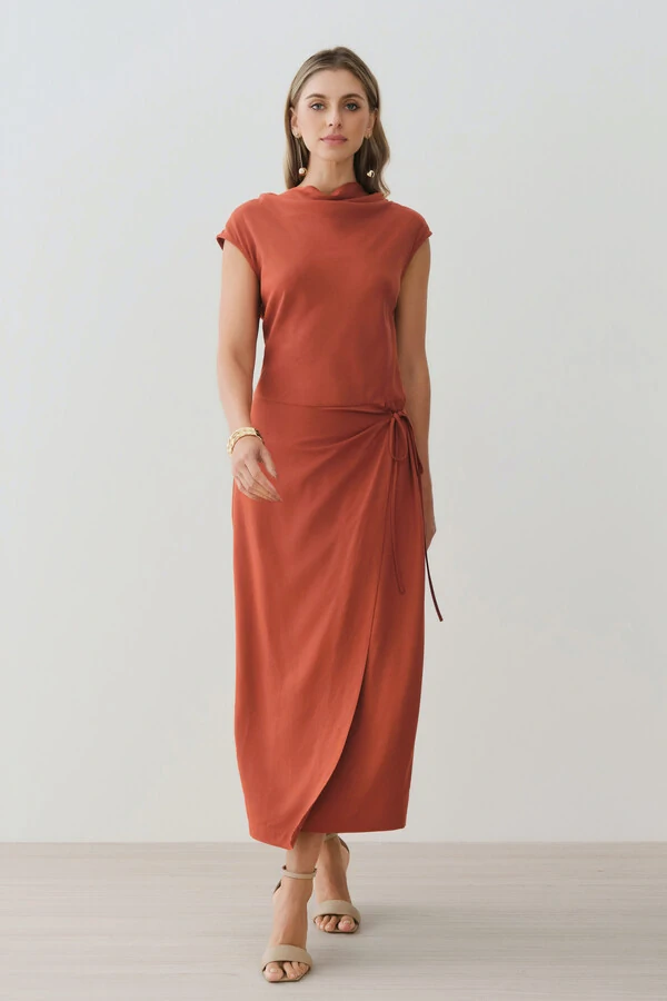 Vestido Midi Regata Transpassado Gola Drapeada Laço Lateral Drapeada