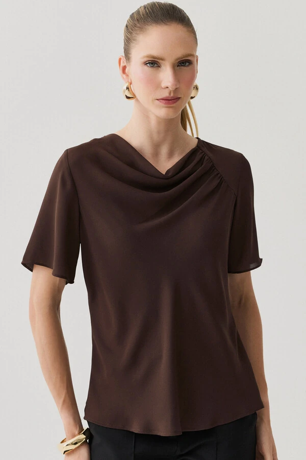 Blusa Assimétrica Manga Evasê Decote Drapeado Ombro Recorte Franzidos